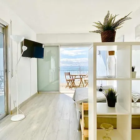 Estudio Frente Al Mar En Roses Con Terraza Exterior foto